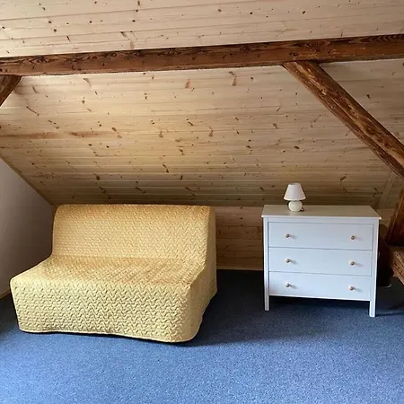 Prázdninový dům Yellow House Modern Retreat Český Jiřetín