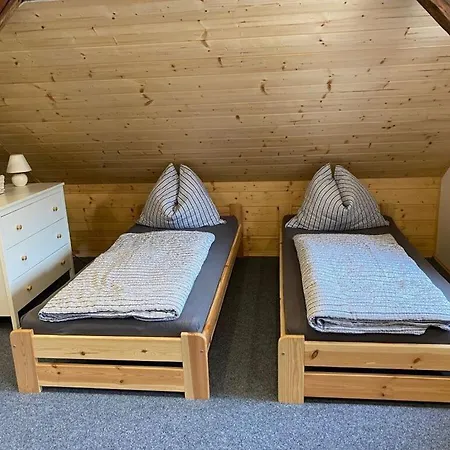 Yellow House Modern Retreat Prázdninový dům Český Jiřetín